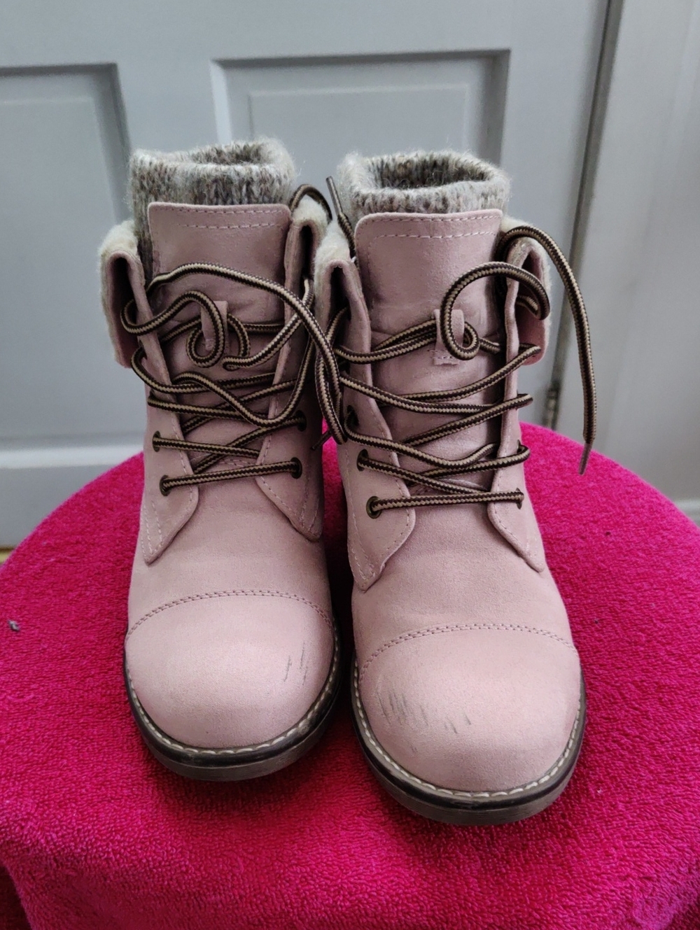 Cliffs by WHITE MOUNTAIN Pink Lace-Up Faux Fur Ankle Boots